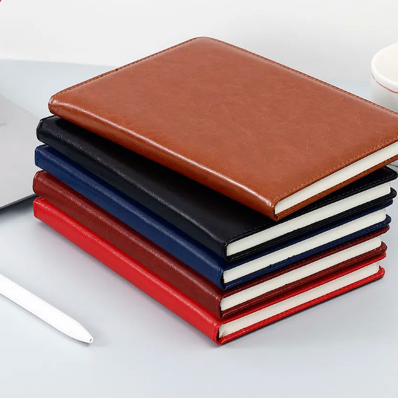 Hand Drawn Heart Retro Leather - Leather Work Diary Covers recension och pris